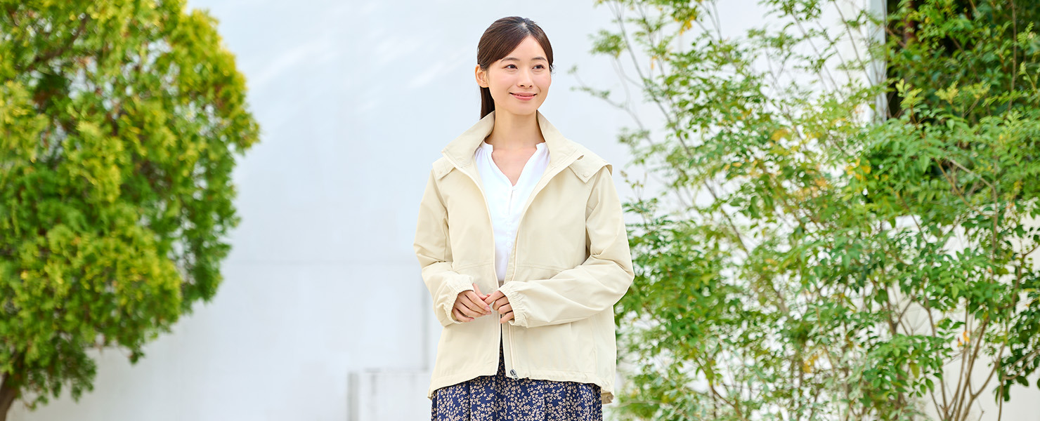 ワークマン女子・カラーズ限定パーカー