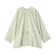 ライトグリーン