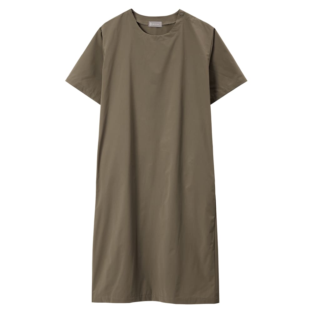 カーキブラウン