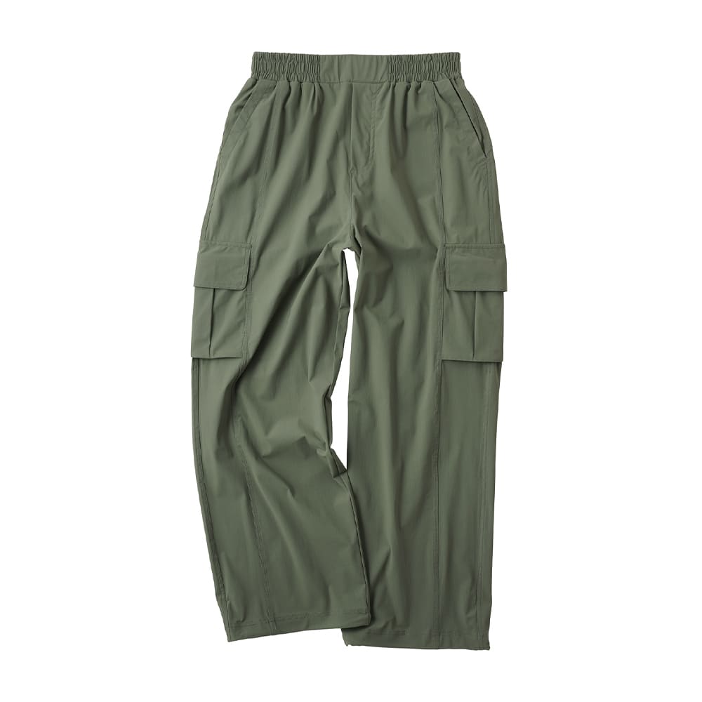 カーキグリーン