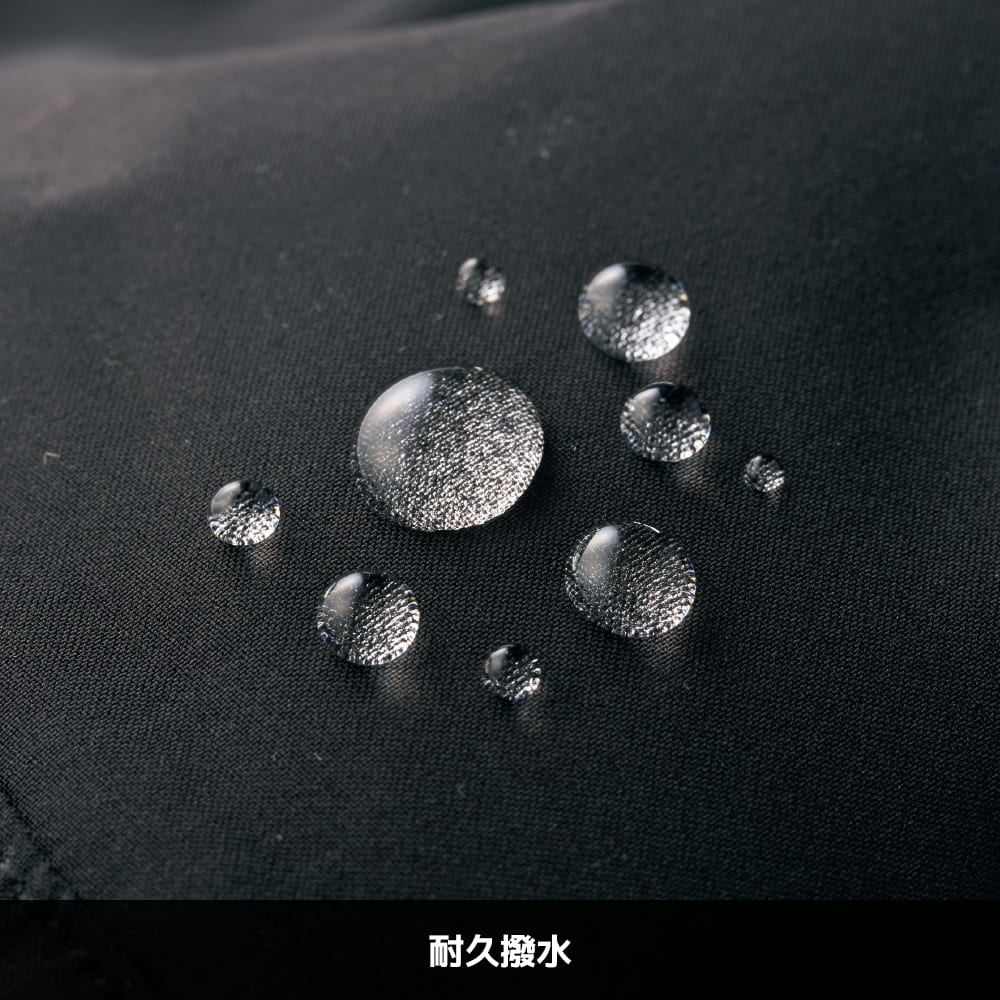 ブラック