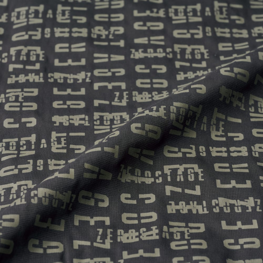 モノグラムブラック