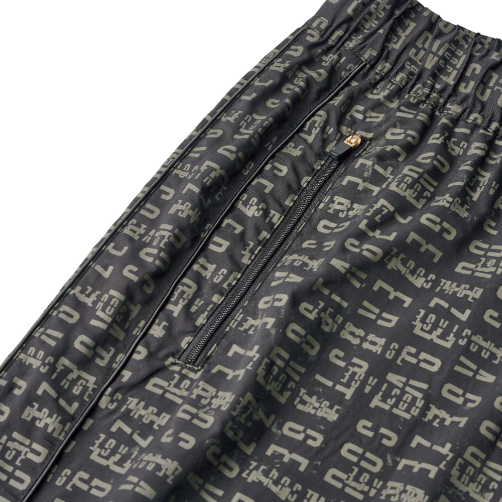 モノグラムブラック