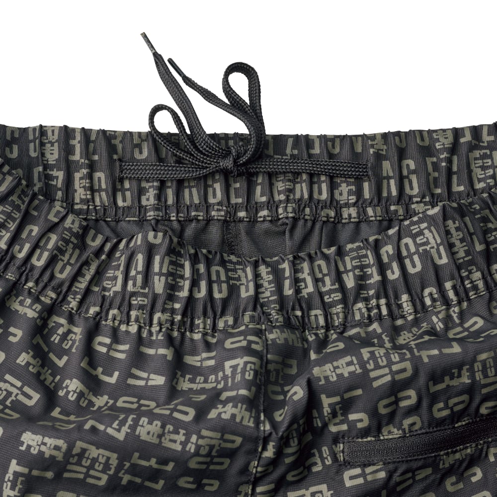 モノグラムブラック