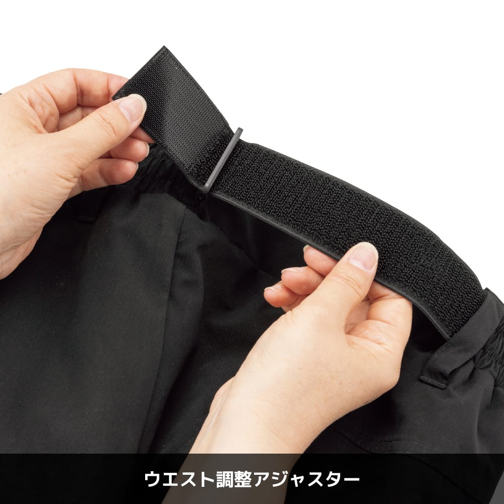 ブラック