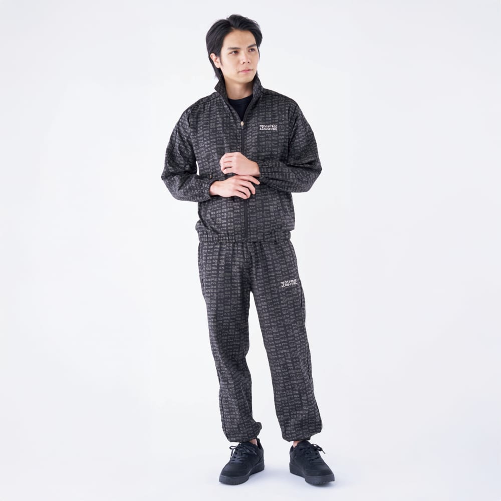 モノグラムブラック