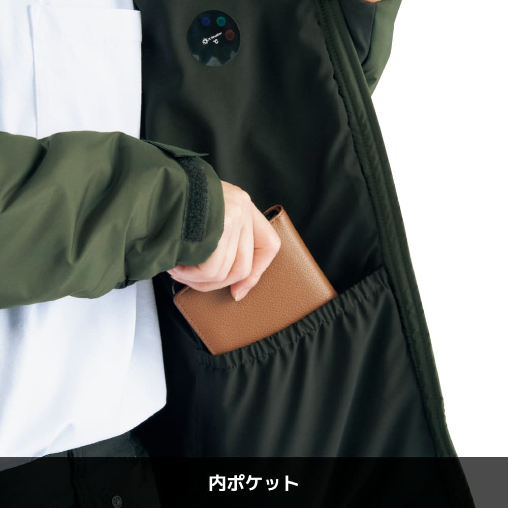 ブラック