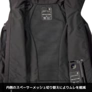 ブラック