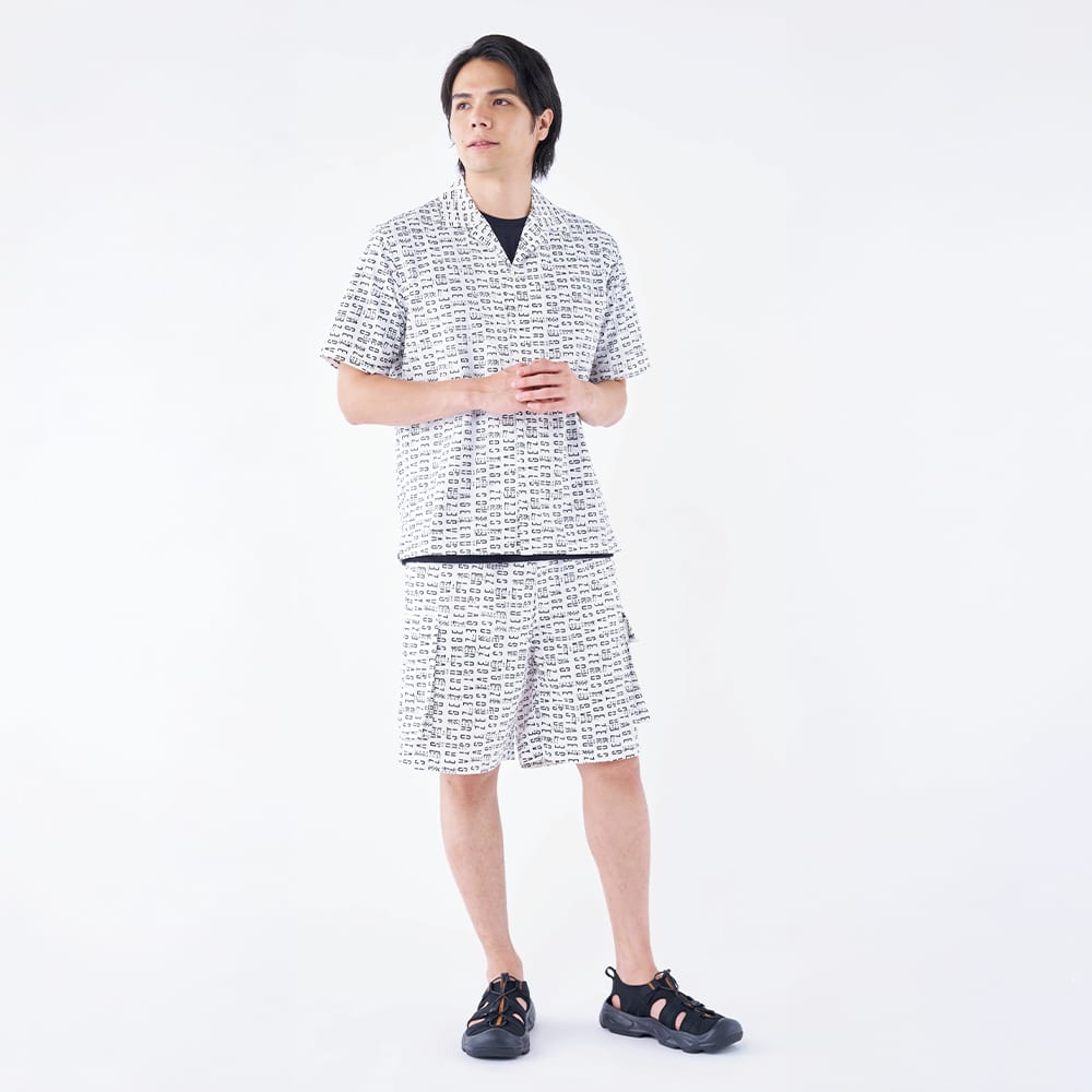 モノグラムブラック