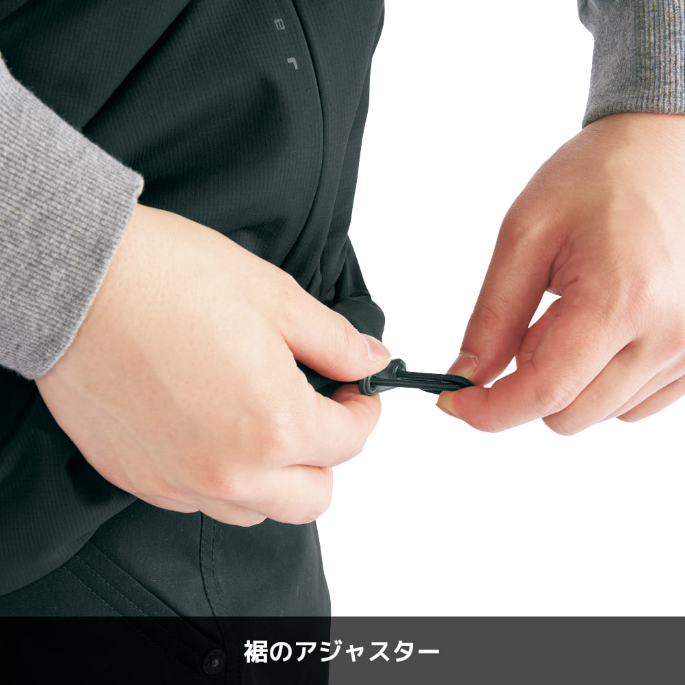 ブラック