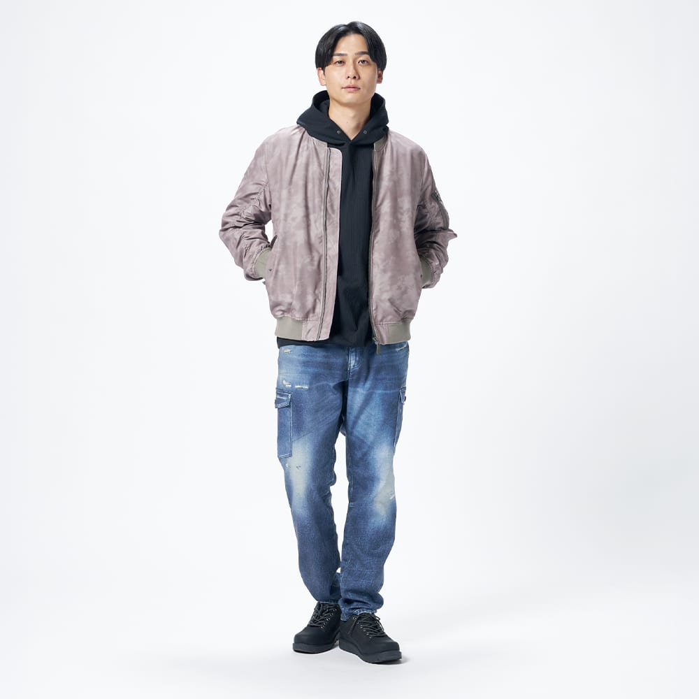 ブラストブラック