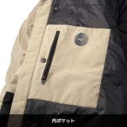ブラック