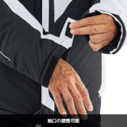 ブラック