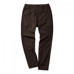 ダークブラウン