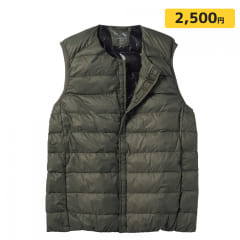 カーキグリーン