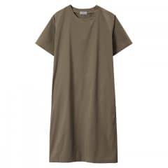 カーキブラウン