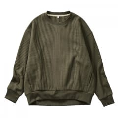 カーキグリーン