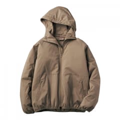 ライトベージュ